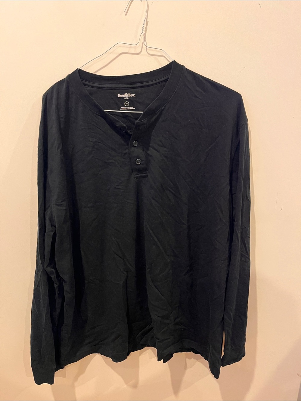 Goodfellow & Co Black Long-Sleeve Henley Top